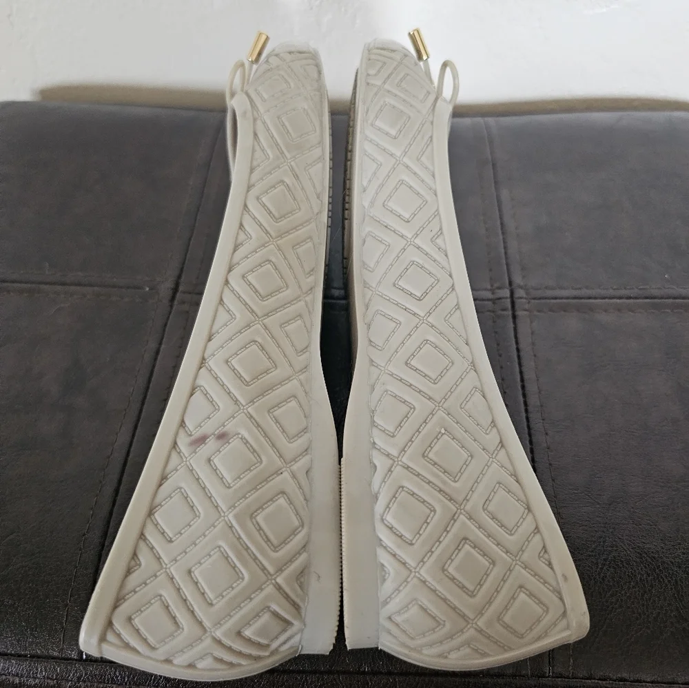 Tory Burch Jelly Taupe Bow‎ Tie Golden Logo Accents Rubber Ballet Flats Sz 6M